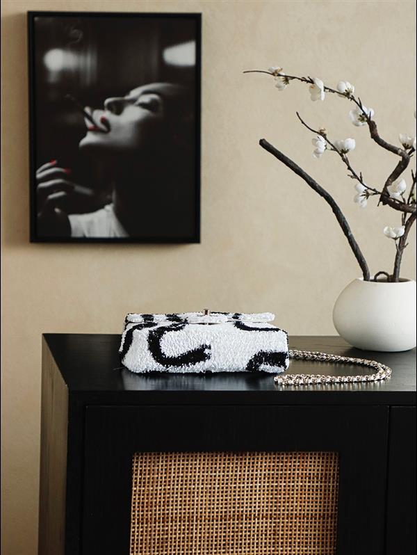 2026131214250358 900